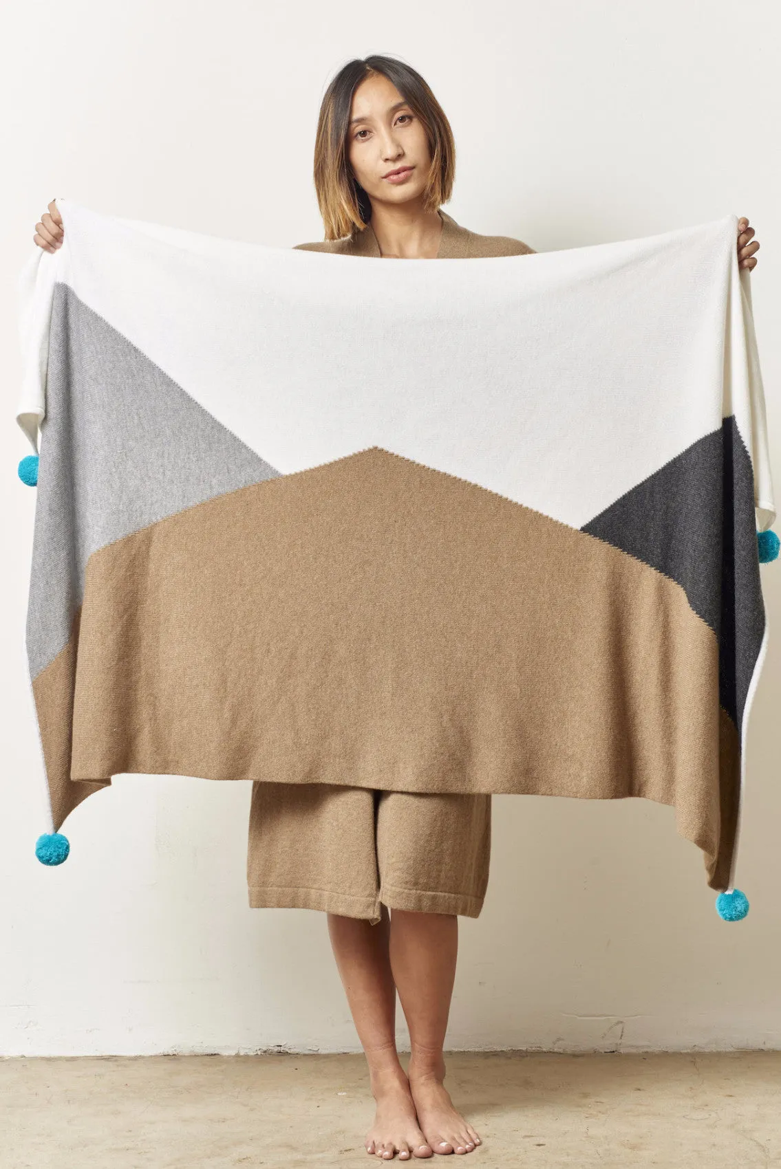 Cashmere Mountain Blanket with Pompoms
