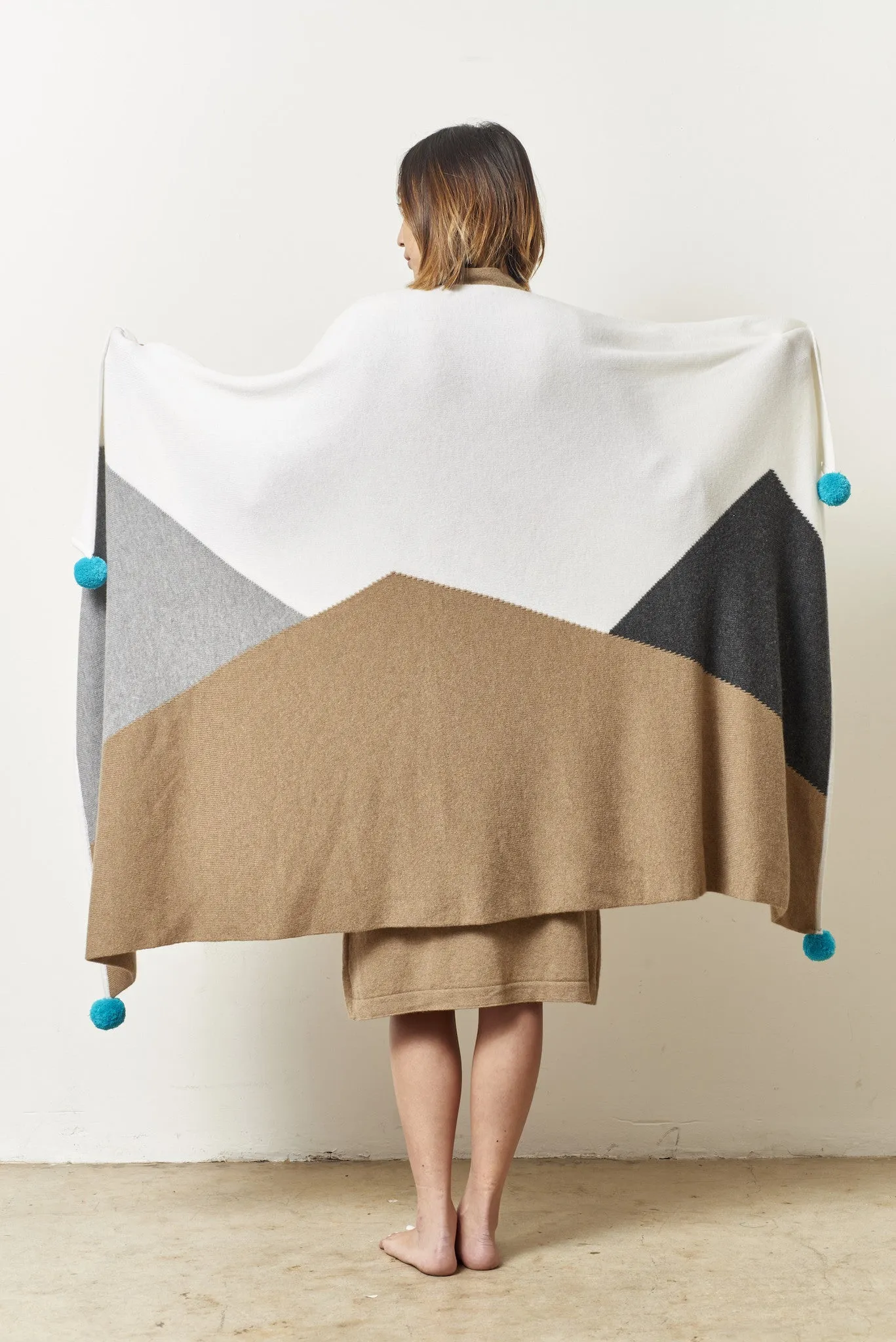 Cashmere Mountain Blanket with Pompoms