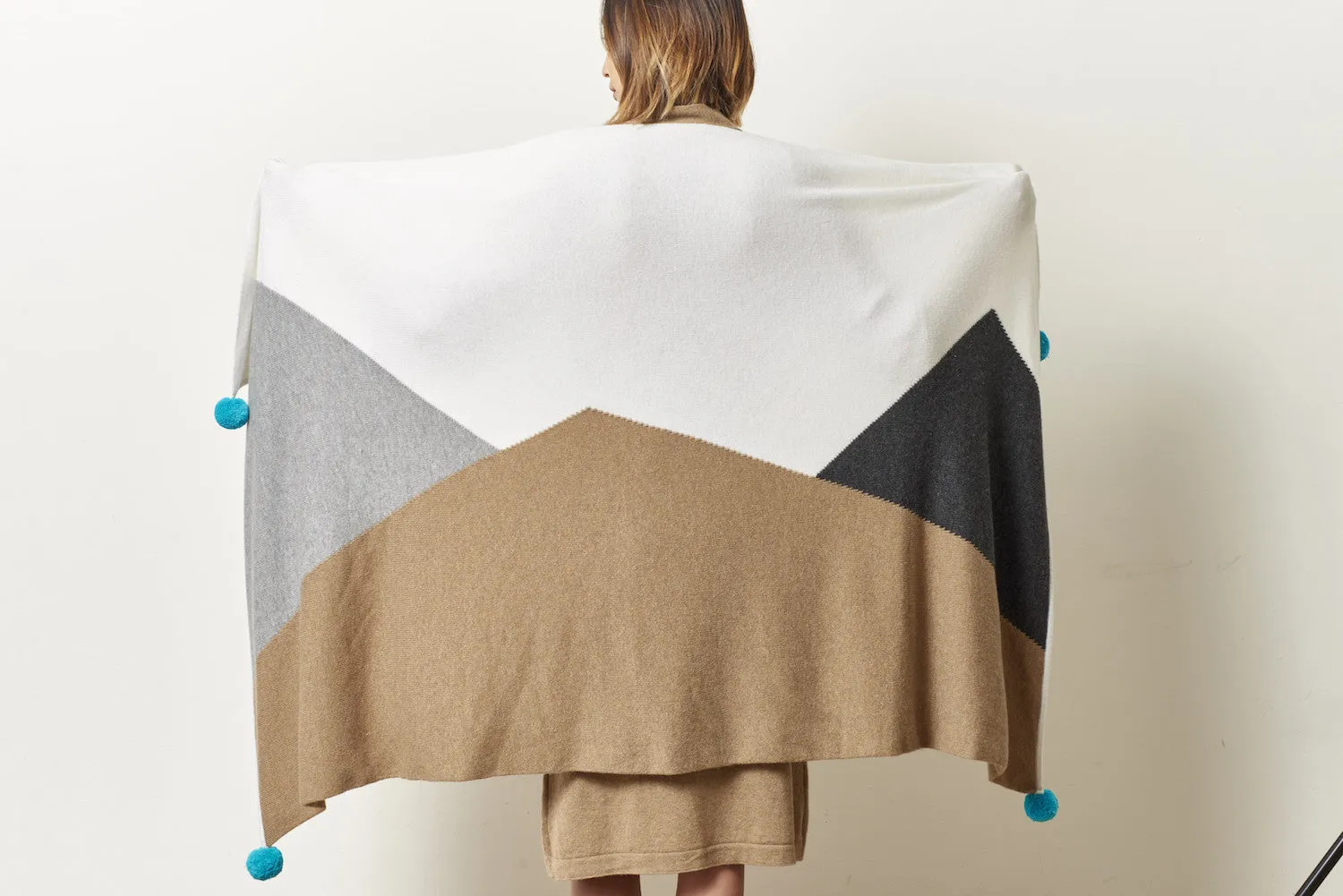Cashmere Mountain Blanket with Pompoms
